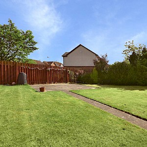 23 Kirklands Park Crescent, Kirkliston, EH29 9EP