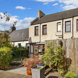 66 Station Road, Kelty, KY4 0BN